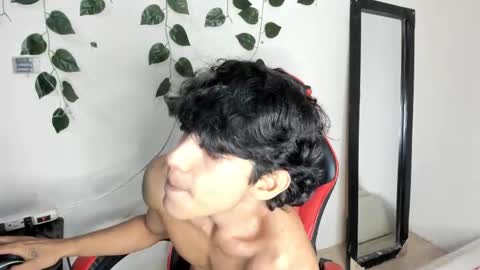 axel_rosse2 online show from 11-25-25, 10:43