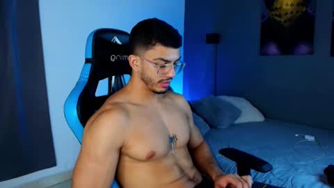 axel stein NEW ACCOUNT online show from 02-03-25, 12:36