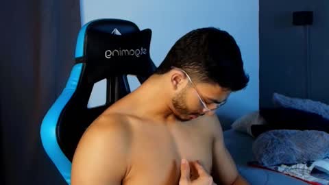 axel stein NEW ACCOUNT online show from 03-04-25, 02:49