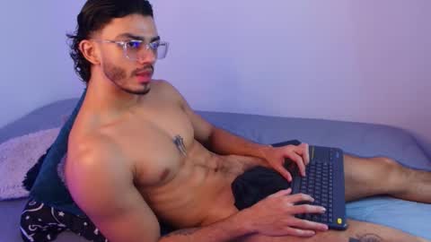 axel stein NEW ACCOUNT online show from 01-10-26, 04:47