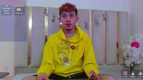 AXEL  online show from 10-20-25, 04:02