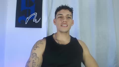 Snapshot of axel_taylor21 chatting on 02-19-25, 08:20 INDEPENDENT MODEL  online show from 02-19-25, 08:20