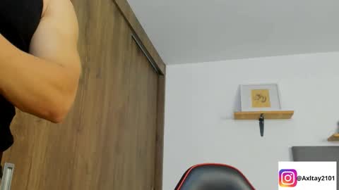 INDEPENDENT MODEL  online show from 03-28-26, 02:55