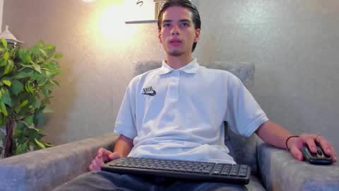 axel  online show from 01-15-26, 11:48