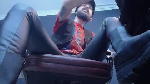 AxelColton online show from 02-07-25, 06:14