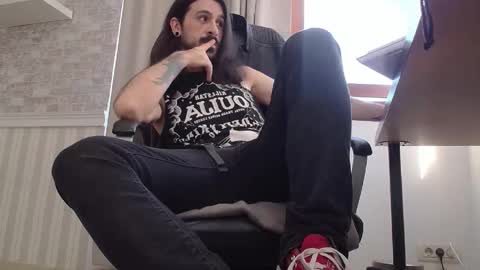 AxelColton online show from 10-19-25, 10:16