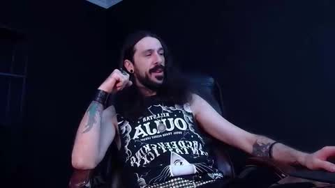 AxelColton online show from 11-19-25, 10:04