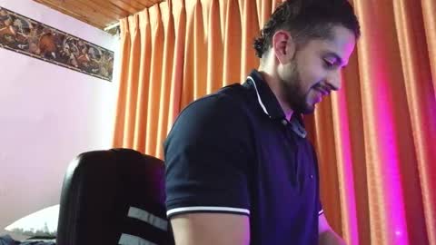 Snapshot of axelcr0ss chatting on 10-08-25, 12:52 axelcr0ss online show from 10-08-25, 12:52