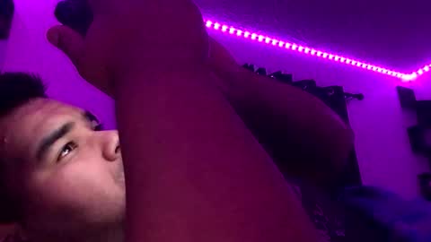 axelfigueroa2 online show from 11-14-25, 03:49