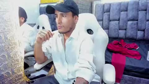 Axell Cross2 online show from 02-08-25, 07:16