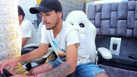 Axell Cross2 online show from 02-12-25, 10:48