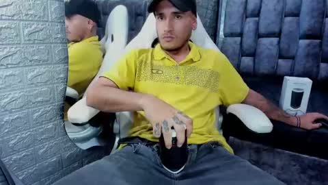 Axell Cross2 online show from 02-25-25, 02:47