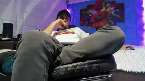 Axell Cross2 online show from 02-12-26, 02:17