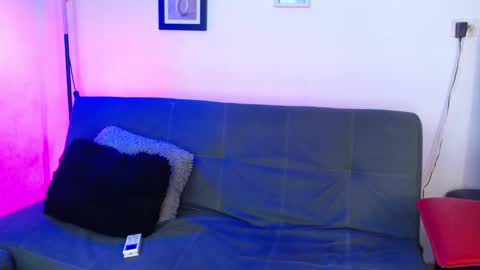 Snapshot of axell_dior chatting on 12-10-24, 12:39 axell online show from 12-10-24, 12:39