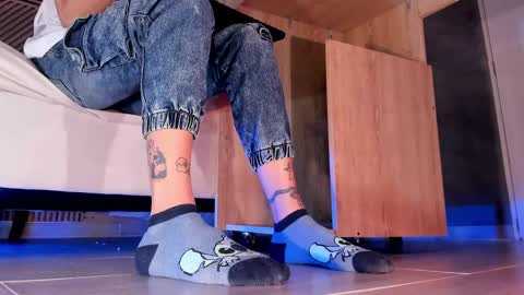 Snapshot of axellcollins chatting on 01-24-25, 08:22 im your little femboy ALEX online show from 01-24-25, 08:22