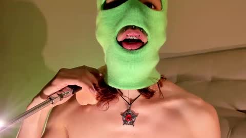 Snapshot of axellcollins chatting on 03-09-25, 09:36 im your little femboy ALEX online show from 03-09-25, 09:36