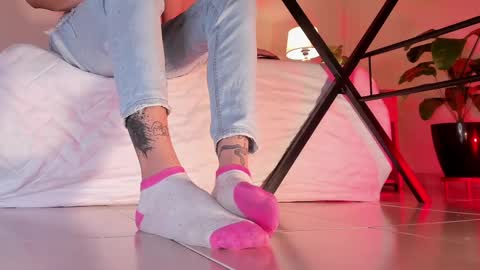 Snapshot of axellcollins chatting on 09-14-25, 07:07 im your little femboy ALEX online show from 09-14-25, 07:07