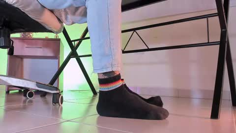 Snapshot of axellcollins chatting on 09-27-25, 05:45 im your little femboy ALEX online show from 09-27-25, 05:45