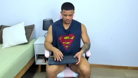 Snapshot of axelldasilva chatting on 09-14-25, 12:21 AXEL DA SILVA online show from 09-14-25, 12:21