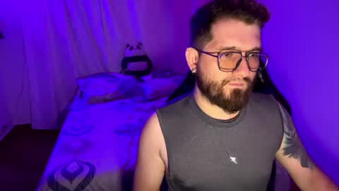 axelsterling_ online show from 08-05-26, 12:46