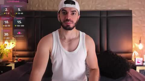 Axel Thompsom online show from 10-13-25, 11:21