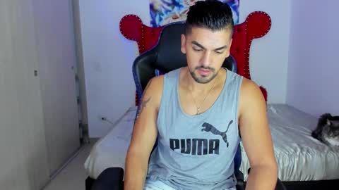 Axel online show from 03-15-26, 12:55