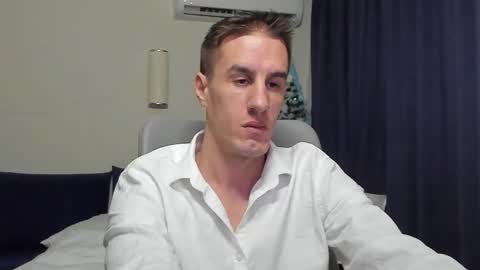 Axl online show from 01-07-26, 12:24