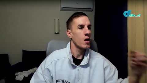 Axl online show from 02-17-26, 09:10