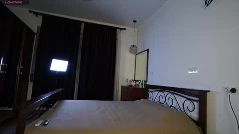 Snapshot of aya__hitakayama chatting on 03-02-25, 01:27 Aya online show from 03-02-25, 01:27