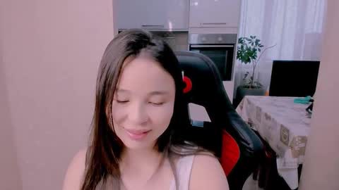 Aya Moon online show from 12-16-25, 04:50