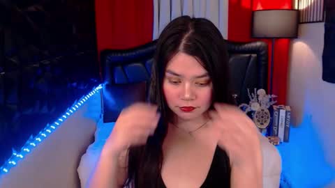 ayeshalove online show from 10-18-25, 07:14
