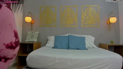 Alyda Jaramillo online show from 02-27-25, 06:20