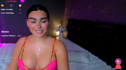  Ayla Demir  online show from 11-15-25, 10:59