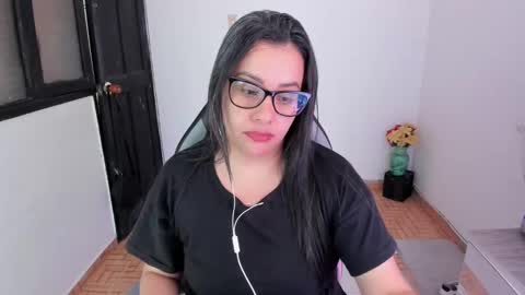 SandyMODELINDEPENDIENT online show from 02-02-25, 07:09