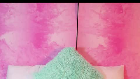 aylamarttinez online show from 01-14-26, 01:44