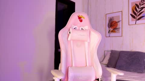 Ayleen online show from 09-17-25, 12:07