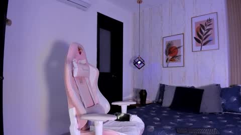 Ayleen online show from 10-23-25, 02:05