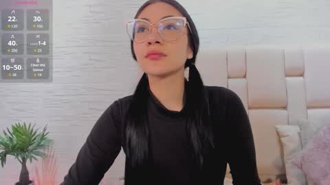 ayllin  online show from 11-20-25, 11:32