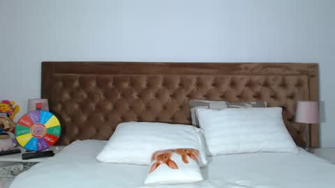 Aylin online show from 03-11-25, 04:43