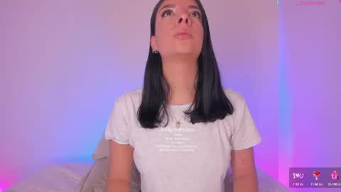 Snapshot of aylinnzambrano_ chatting on 03-08-25, 02:23 Aylin online show from 03-08-25, 02:23