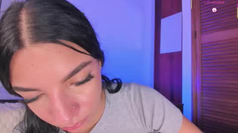 Aylin  online show from 12-17-25, 05:02