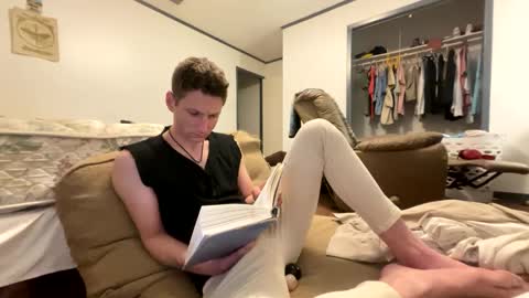 Snapshot of ayr129 chatting on 03-02-25, 05:44 ayr129 online show from 03-02-25, 05:44