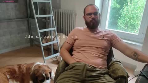 Snapshot of azagal22 chatting on 09-21-25, 04:08 justin online show from 09-21-25, 04:08