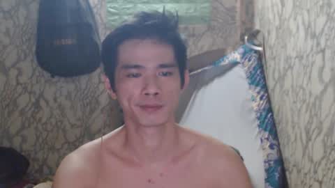 Snapshot of azn_philip chatting on 12-18-24, 05:42 Philip online show from 12-18-24, 05:42