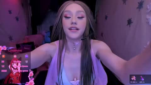   online show from 03-08-25, 01:39