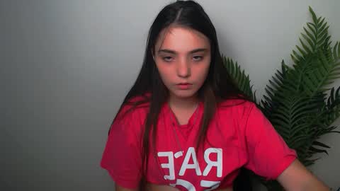 azumi_chan_ online show from 09-17-25, 08:10