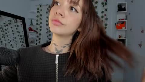 azumi saan online show from 12-02-25, 02:06