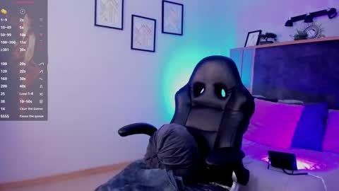 Azurra  online show from 10-01-25, 08:37