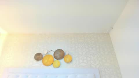 Snapshot of b3k_afrodict chatting on 09-09-25, 11:43 Anny online show from 09-09-25, 11:43