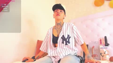 Snapshot of b3k_afrodict chatting on 01-14-26, 03:34 Anny online show from 01-14-26, 03:34